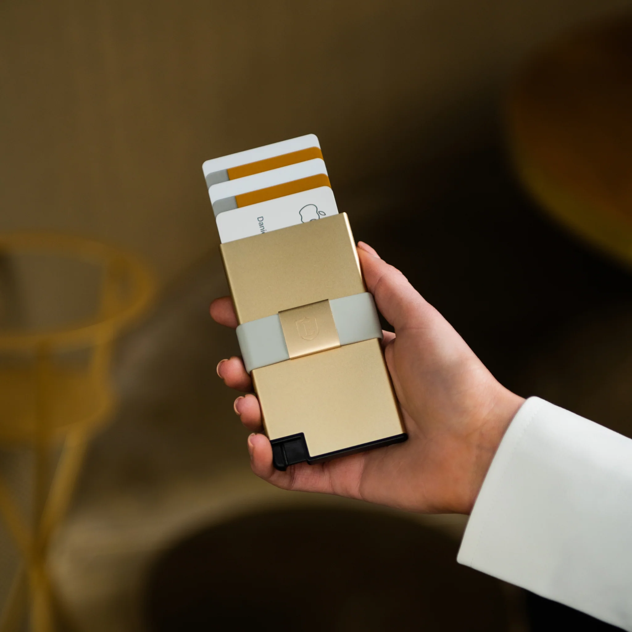 Ekster Cardholder - Image 200