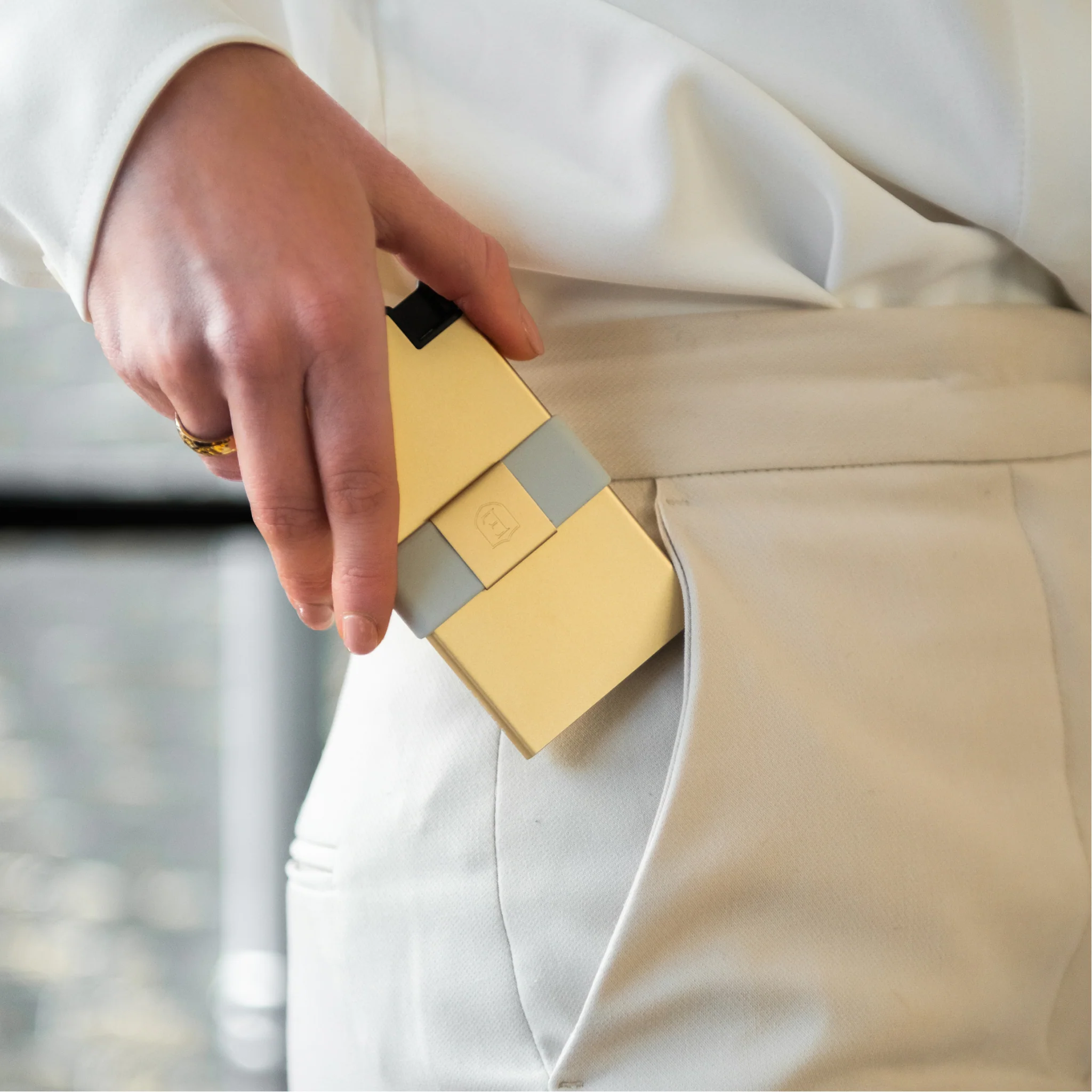 Ekster Cardholder - Image 202