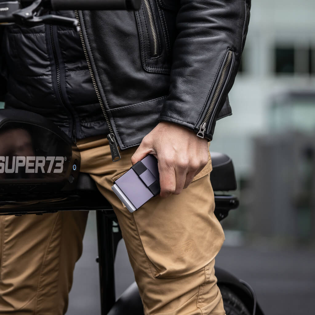 Ekster Cardholder - Image 41