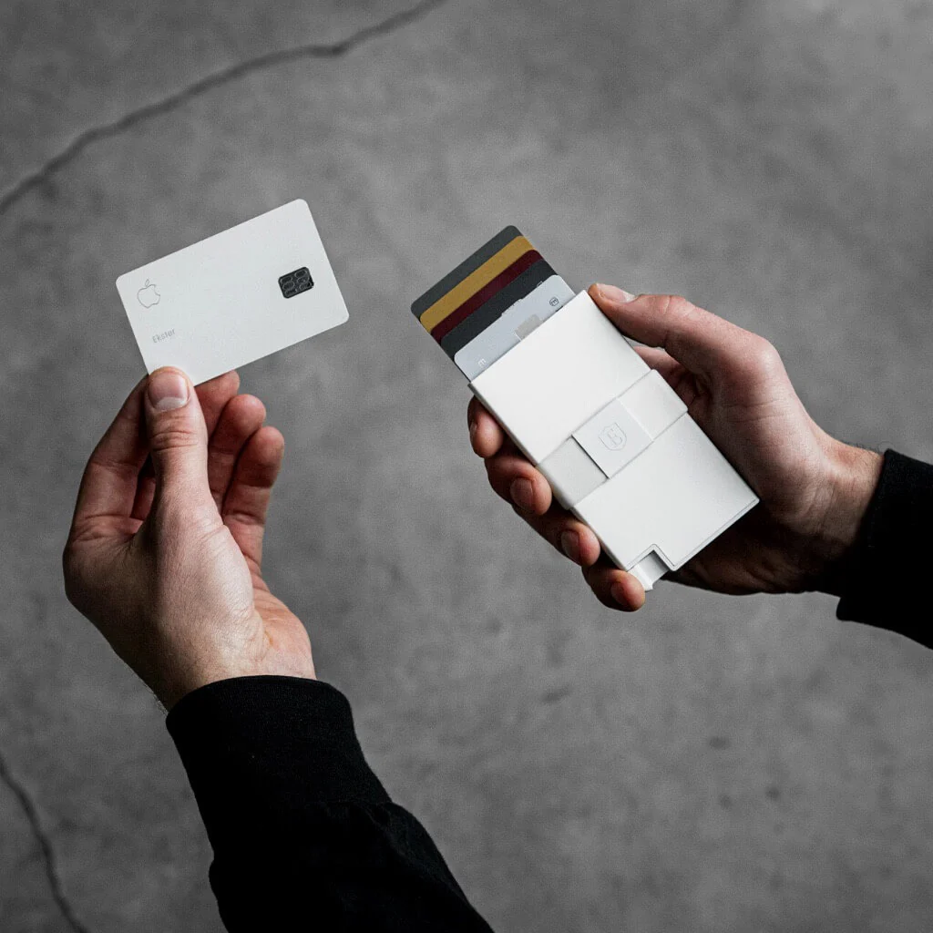 Ekster Cardholder - Image 74