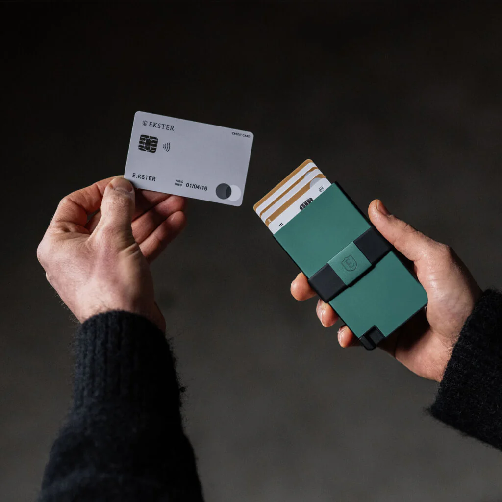 Ekster Cardholder Pro - Image 27