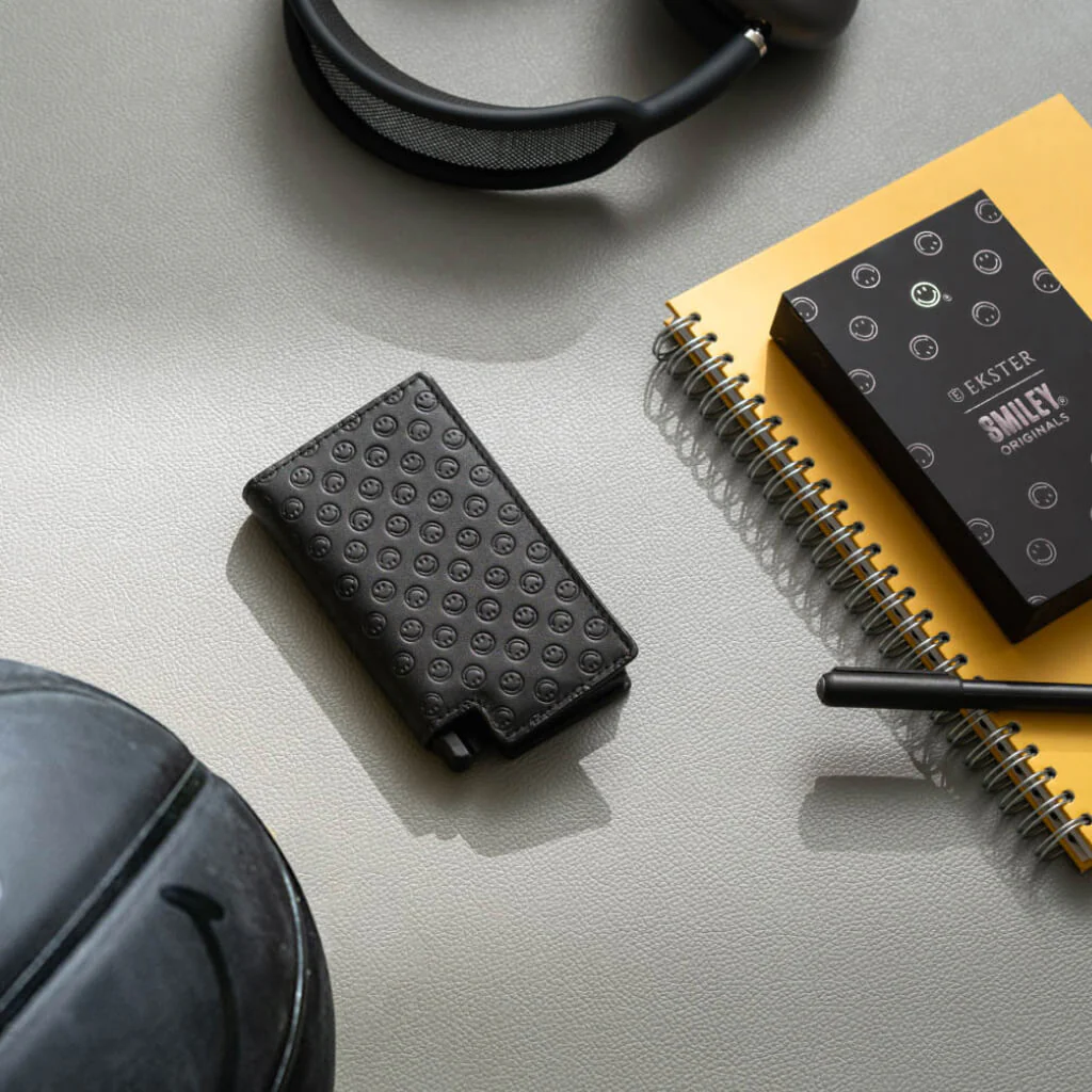 Ekster Wallet - Image 149