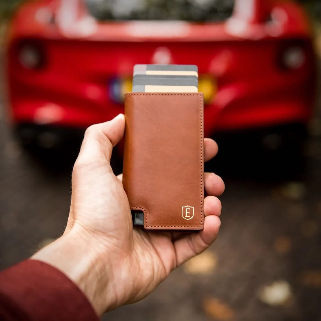 Ekster Wallet - Image 33